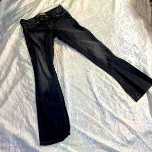 OND ultra low waist boot-cut size 4 long dark denim jeans. Excellent condition!